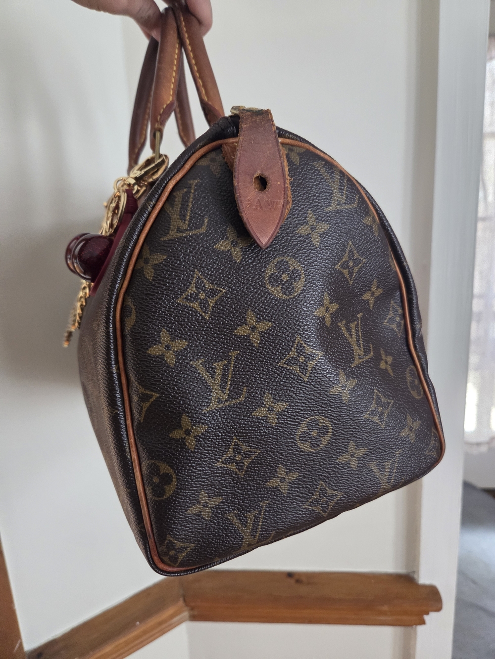 Vintage Louis Vuitton Speedy 30 Brown Monogram W/ LV Bag Charm Authentic - Picture 7 of 12